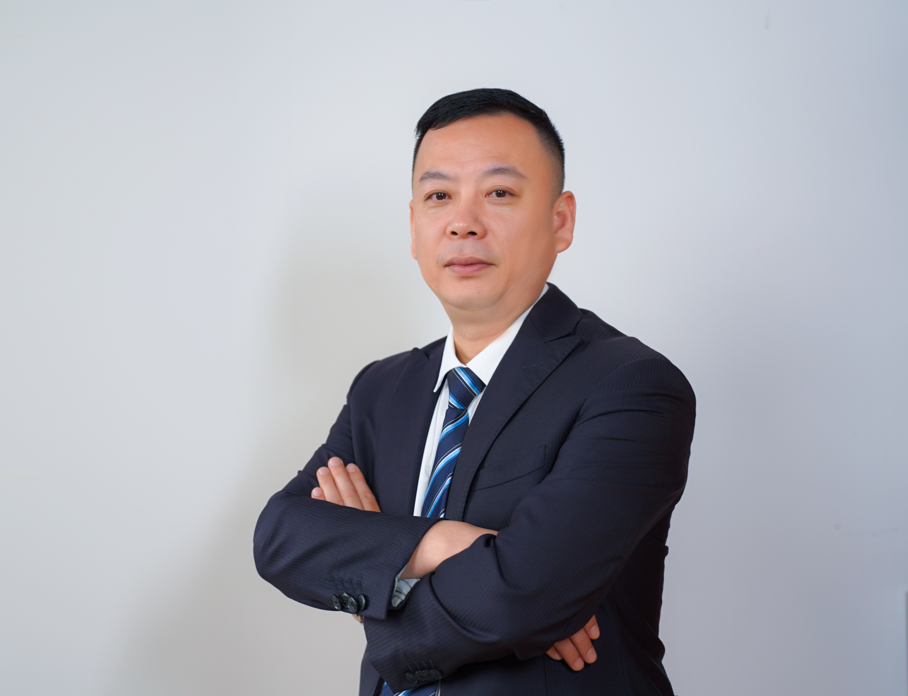 黄爱华